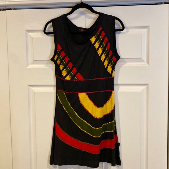 Dresses & Skirts - Sleeveless 100% cotton scoop neck short dress with bright stitching detail